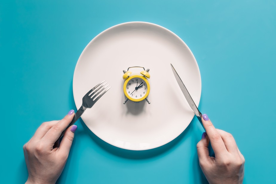 Jejum intermitente: nutricionista mostra os alimentos que devem ser  consumidos sem sabotar a dieta